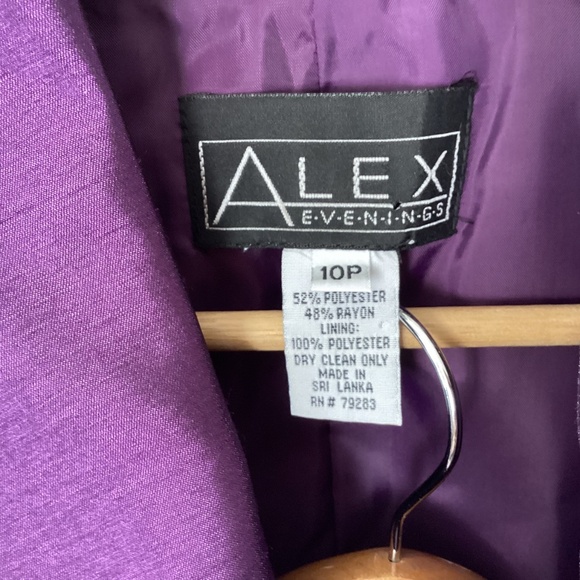 Alex Evenings women's Petite 10 Purple formal Long skirt suit Rhinestone Clasp - Picture 4 of 12